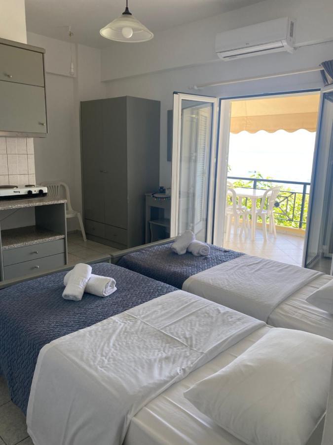 Sindonia Beach Apartment'S Псари-Форада Экстерьер фото